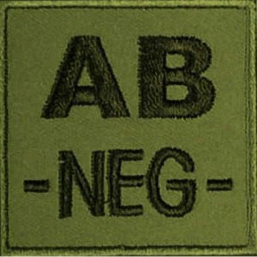 Blutgruppenabzeichen 5 x 5cm AB-